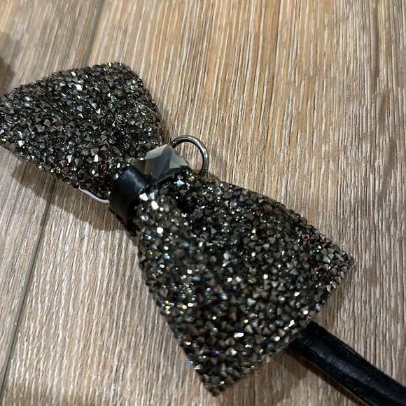 New Years/ Formal dog bow tie - Picture 4 of 4